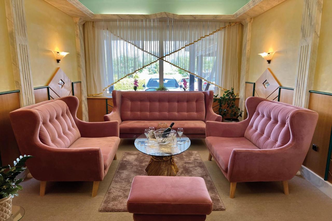 Hotel Pachernighof 沃尔特湖畔韦尔登 外观 照片